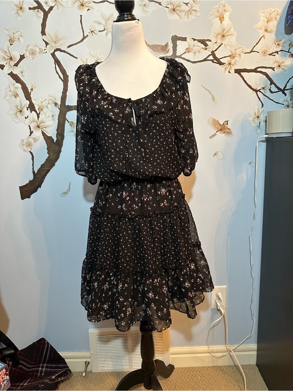 Forever 21 Black Floral Tiered Midi Dress